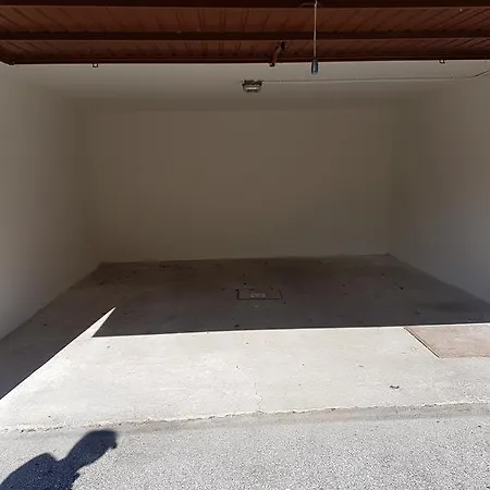 Via Della Grotta Appartement *
